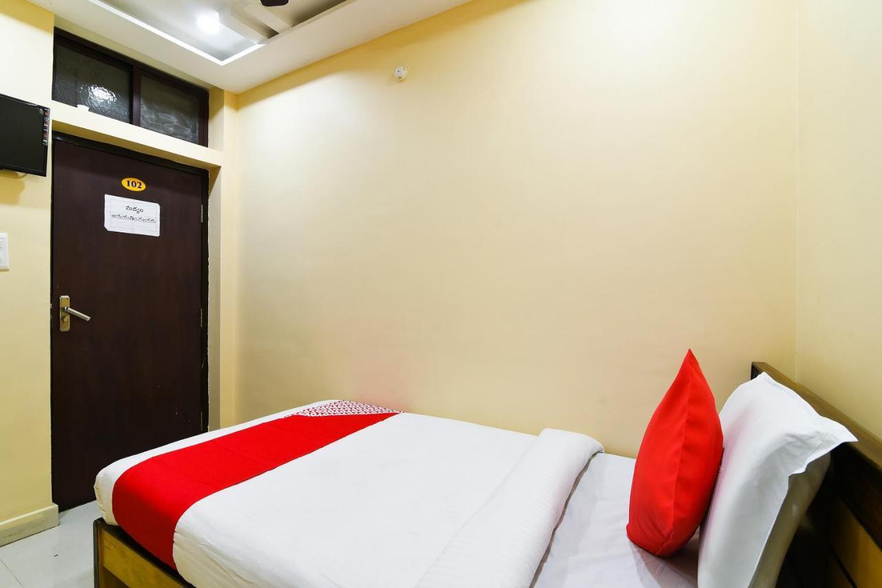 Oyo 37884 Ramesh Residency Anantapur Exterior photo