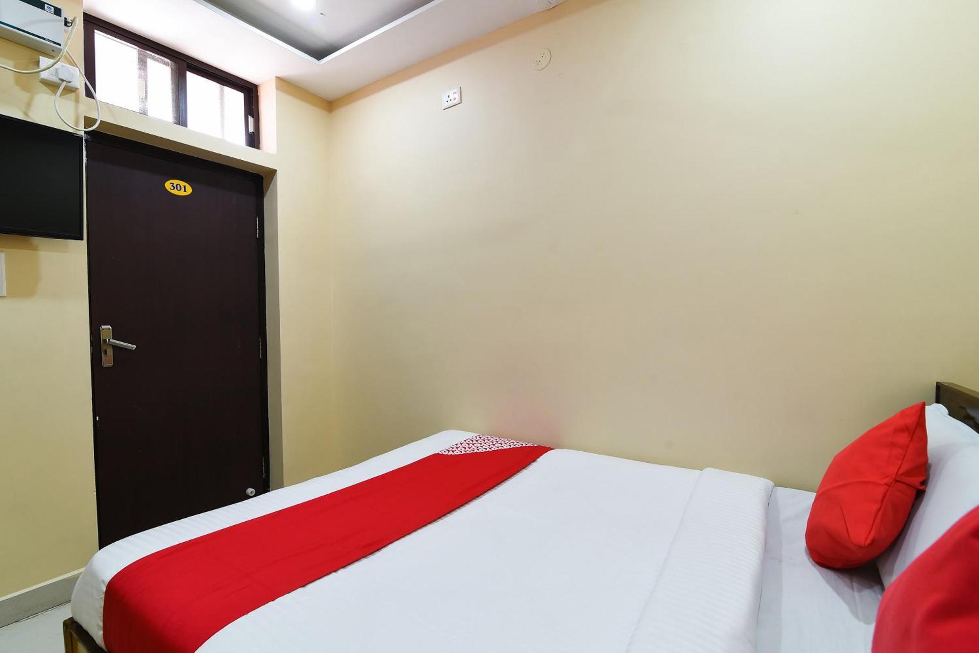 Oyo 37884 Ramesh Residency Anantapur Exterior photo